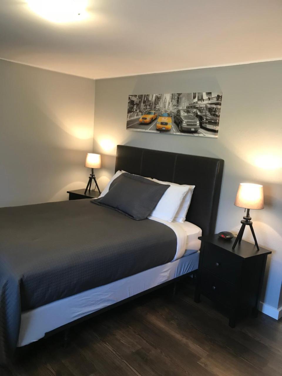 94 Motel & Rv Park 100 Mile House Esterno foto